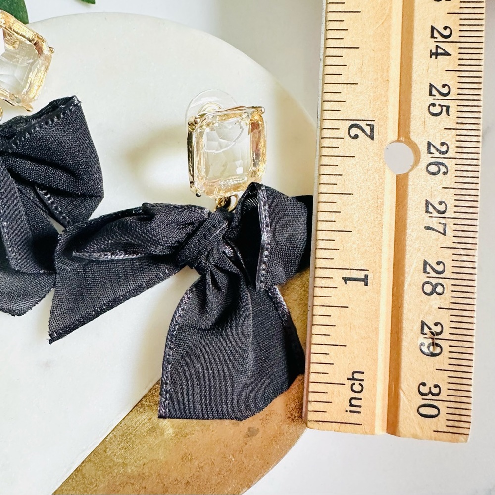 2/$30šµ Crystal & Bow Party Earrings Rhinestone Classic Embellished Jewelry NEW - Picture 9 of 10